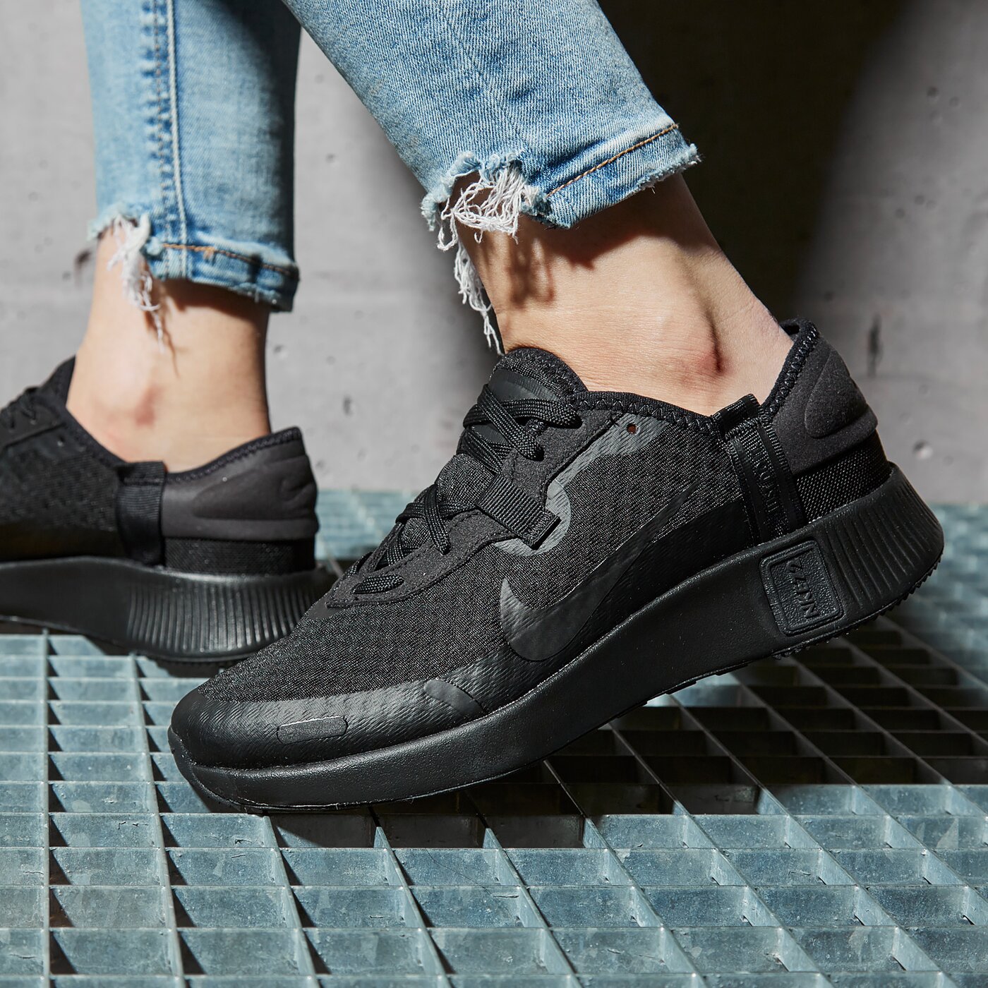 Детски маратонки NIKE REPOSTO da3260-013 цвят черен