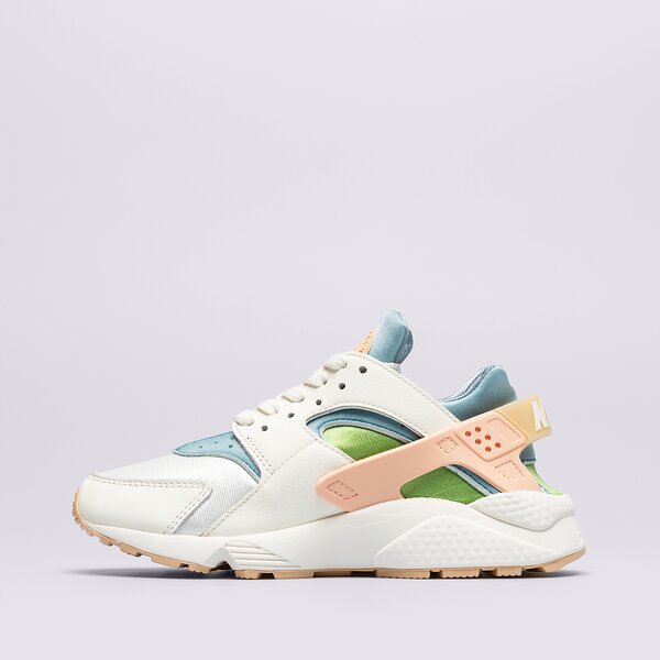 Дамски маратонки NIKE AIR HUARACHE SE dq0117-100 цвят многоцветен
