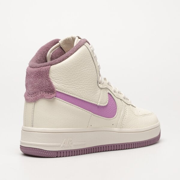 Дамски маратонки NIKE W AF1 SCULPT dz2782-100 цвят бежов