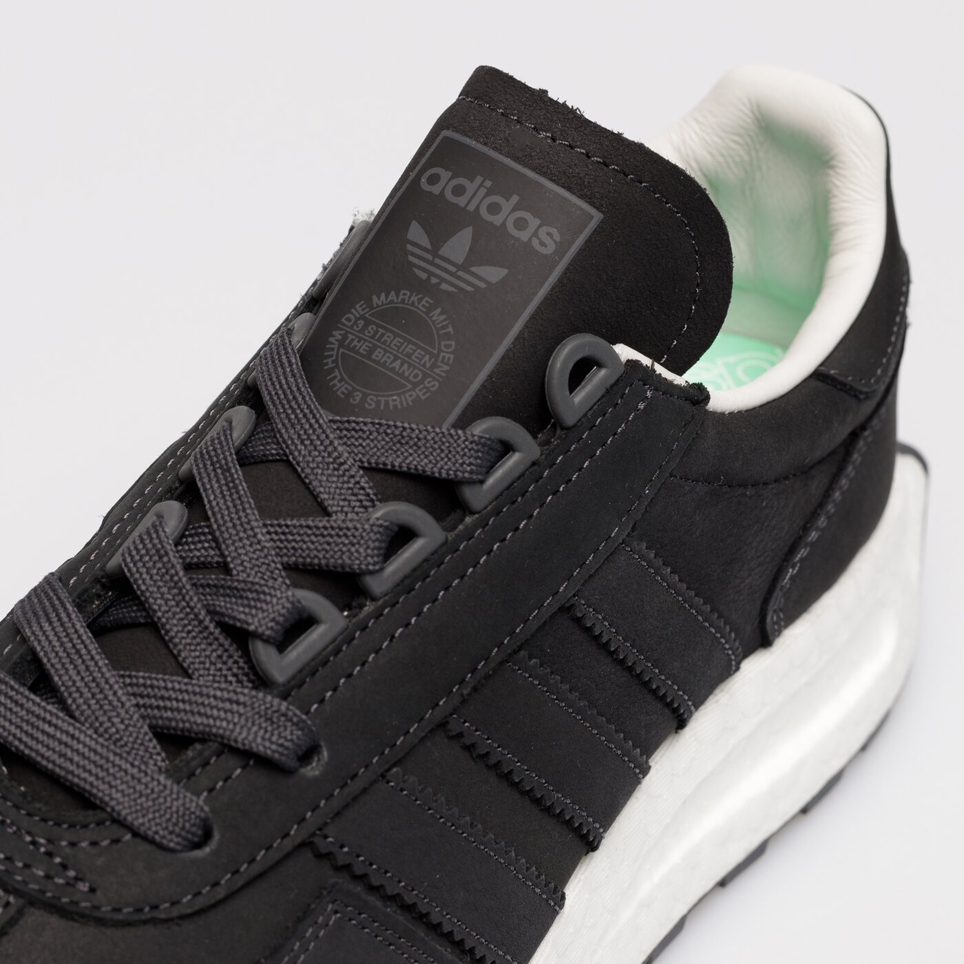 Мъжки маратонки ADIDAS RETROPY E5 gw6783 цвят черен