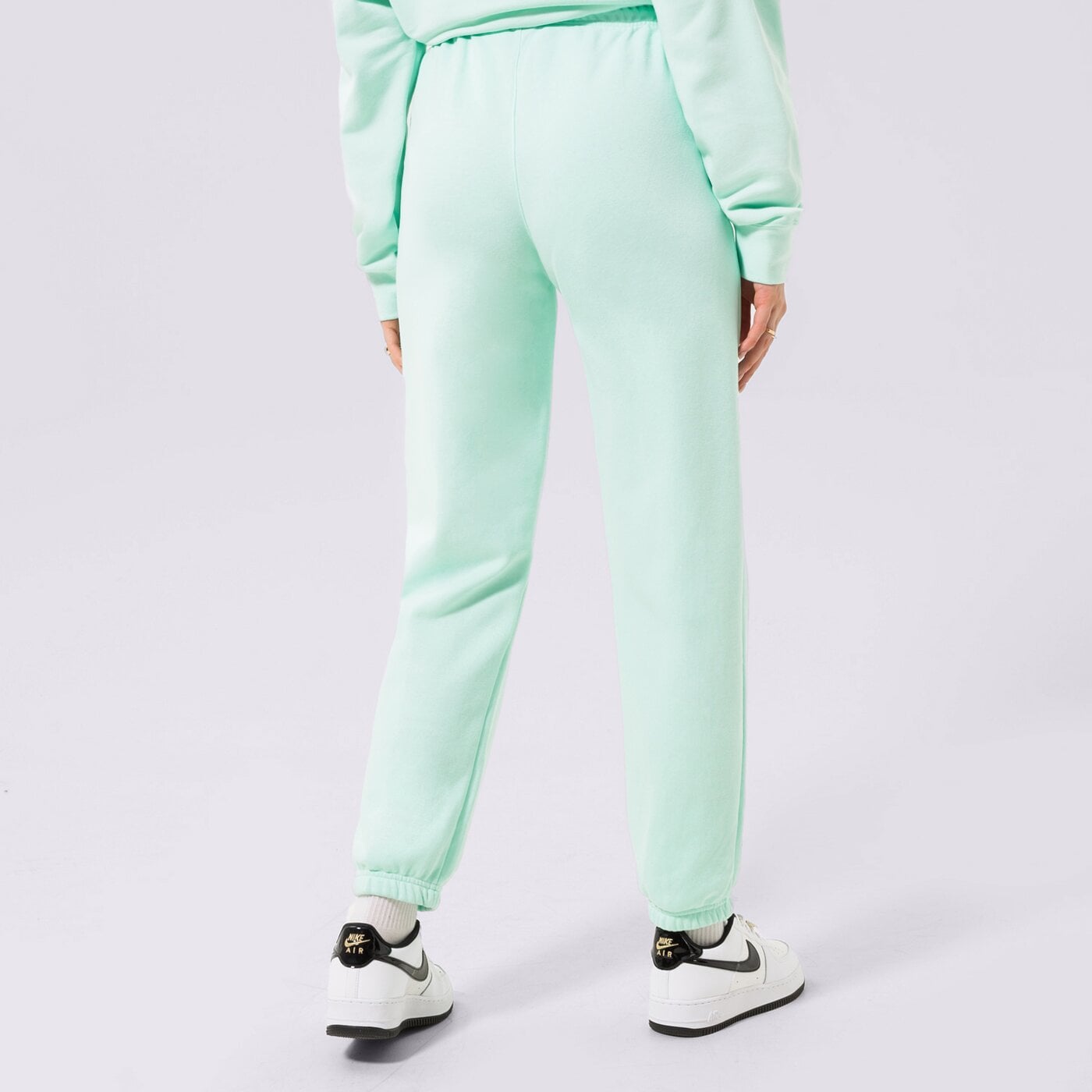 Дамски панталони JORDAN ПАНТАЛОНИ ESSENTIAL JOGGERS dn4575-379 цвят мента