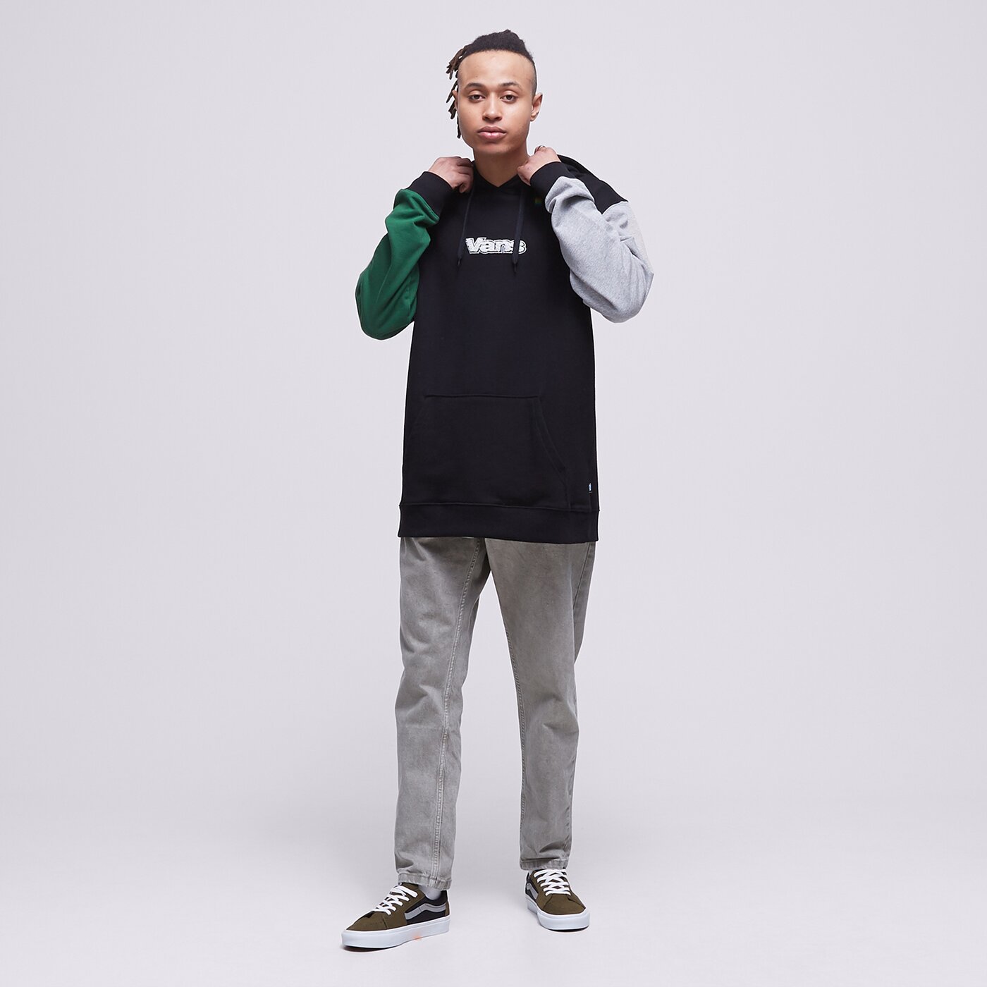 Мъжки суичър VANS СУИТЧЪР С КАЧУЛКА VANS COLORBLOCK PO BLACK vn0007vxbva1 цвят черен