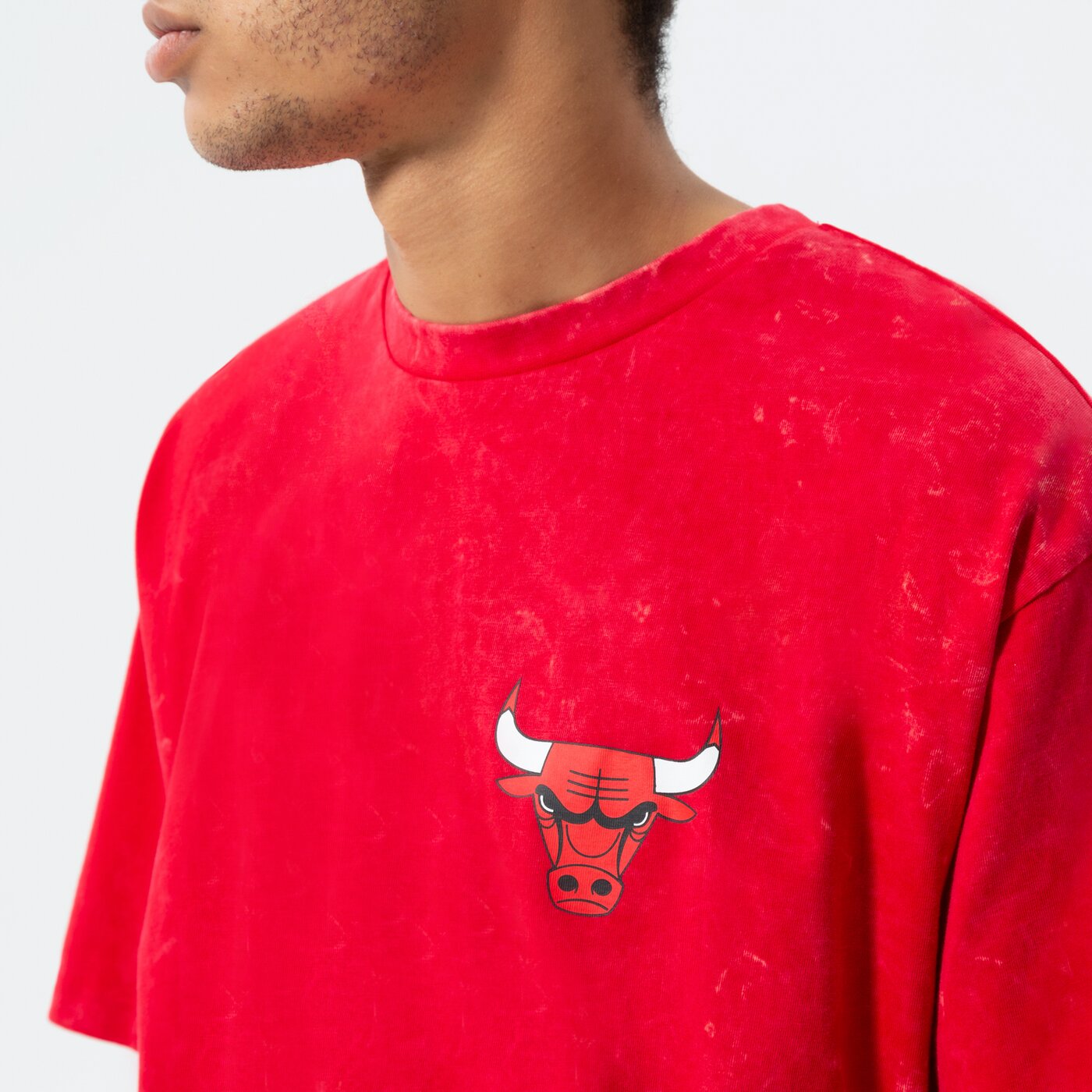 Мъжка тениска NEW ERA ТЕНИСКА WASHED PACK GRAPHIC OS BULLS CHICAGO BULLS F 13083862 цвят червен