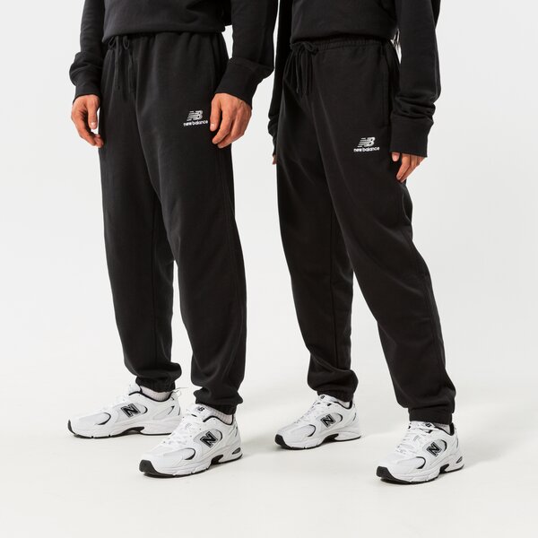 Дамски панталони NEW BALANCE ПАНТАЛОНИ NB ESSENTIALS UNI-SSENTIALS SWEATPANT up21500bk цвят черен
