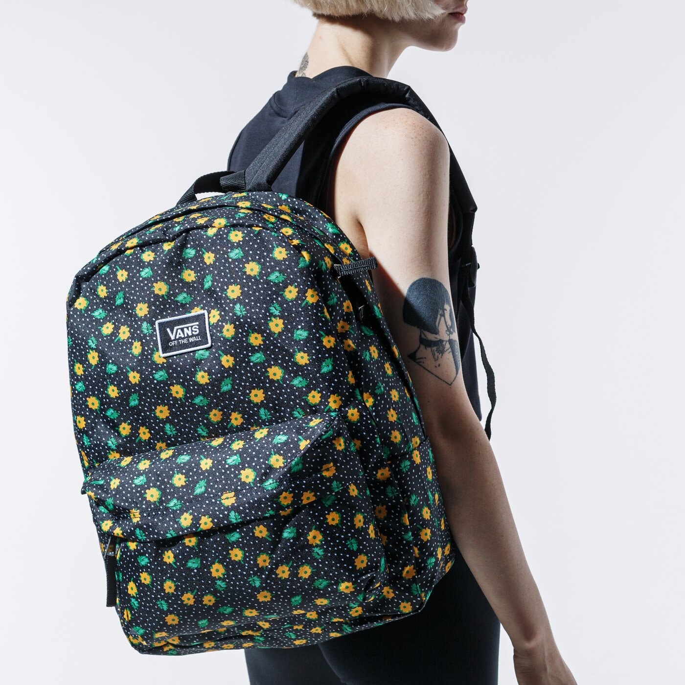 Детска раница VANS РАНИЦА WM REALM CLASSIC BACKPACK vn0a3ui7vcy1 цвят многоцветен