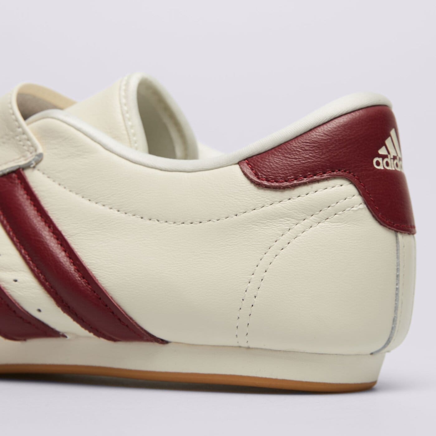 Дамски маратонки ADIDAS ADIDAS TAEKWONDO W js4527 цвят бял