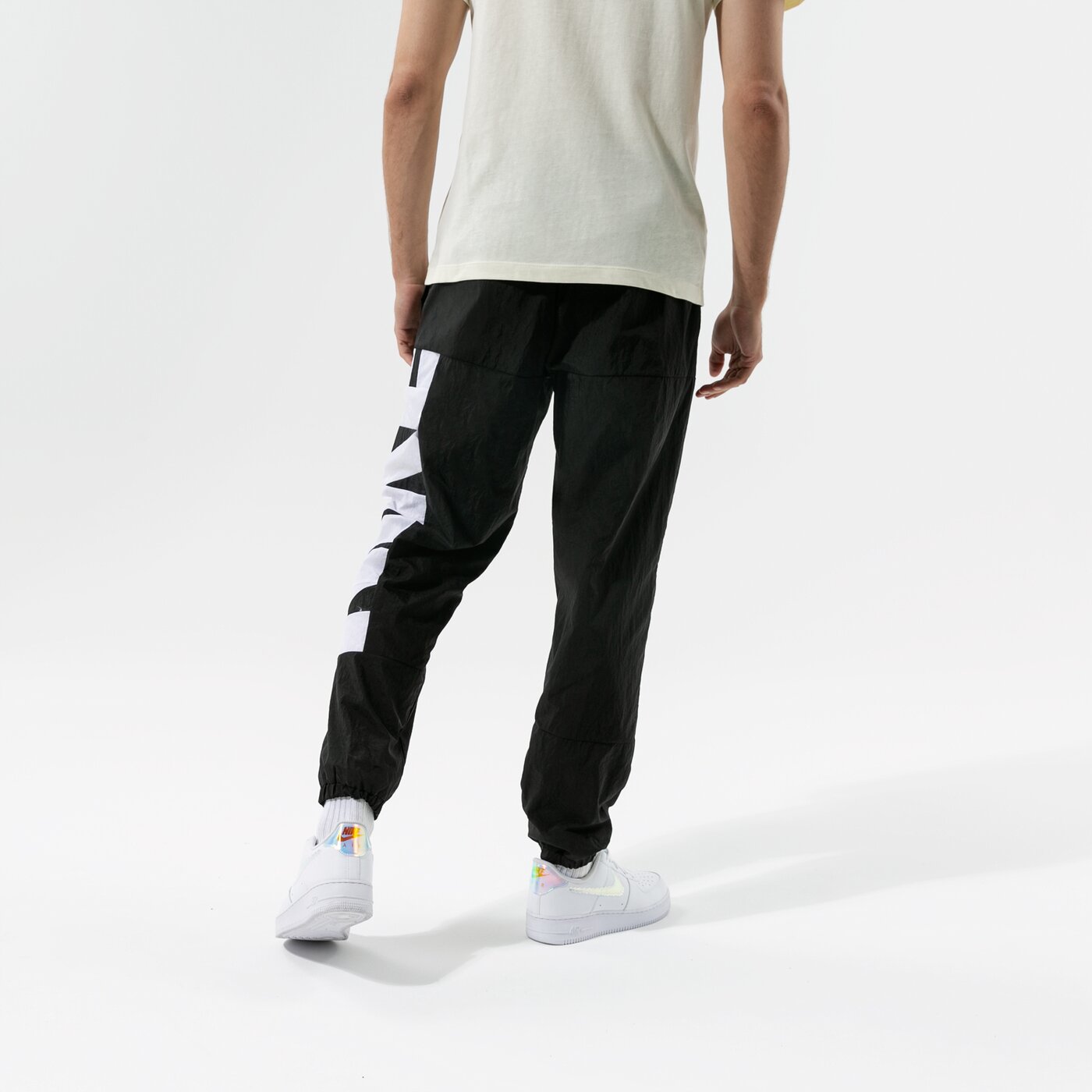 Мъжки панталони NIKE ПАНТАЛОНИ DRI-FIT STARTING 5 NBA cw7351-010 цвят черен