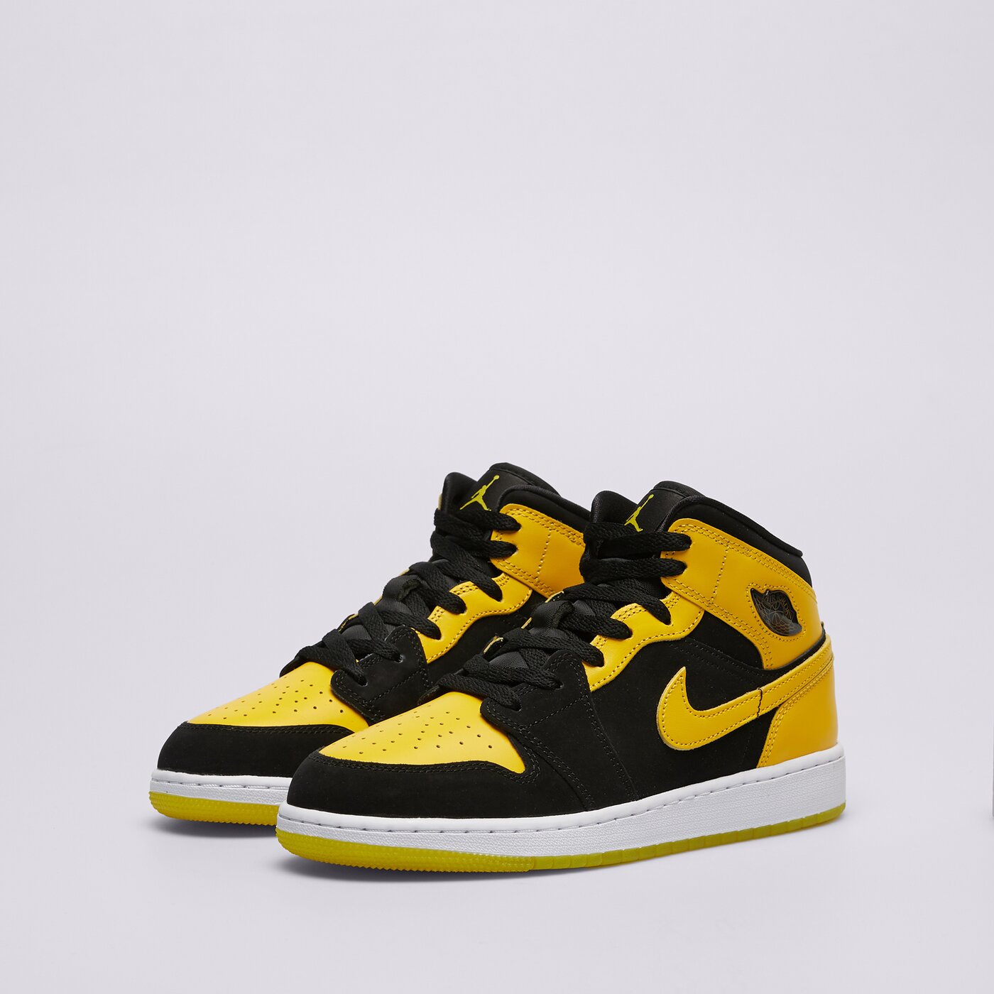 Детски маратонки JORDAN 1 MID SE hj5940-071 цвят жълт