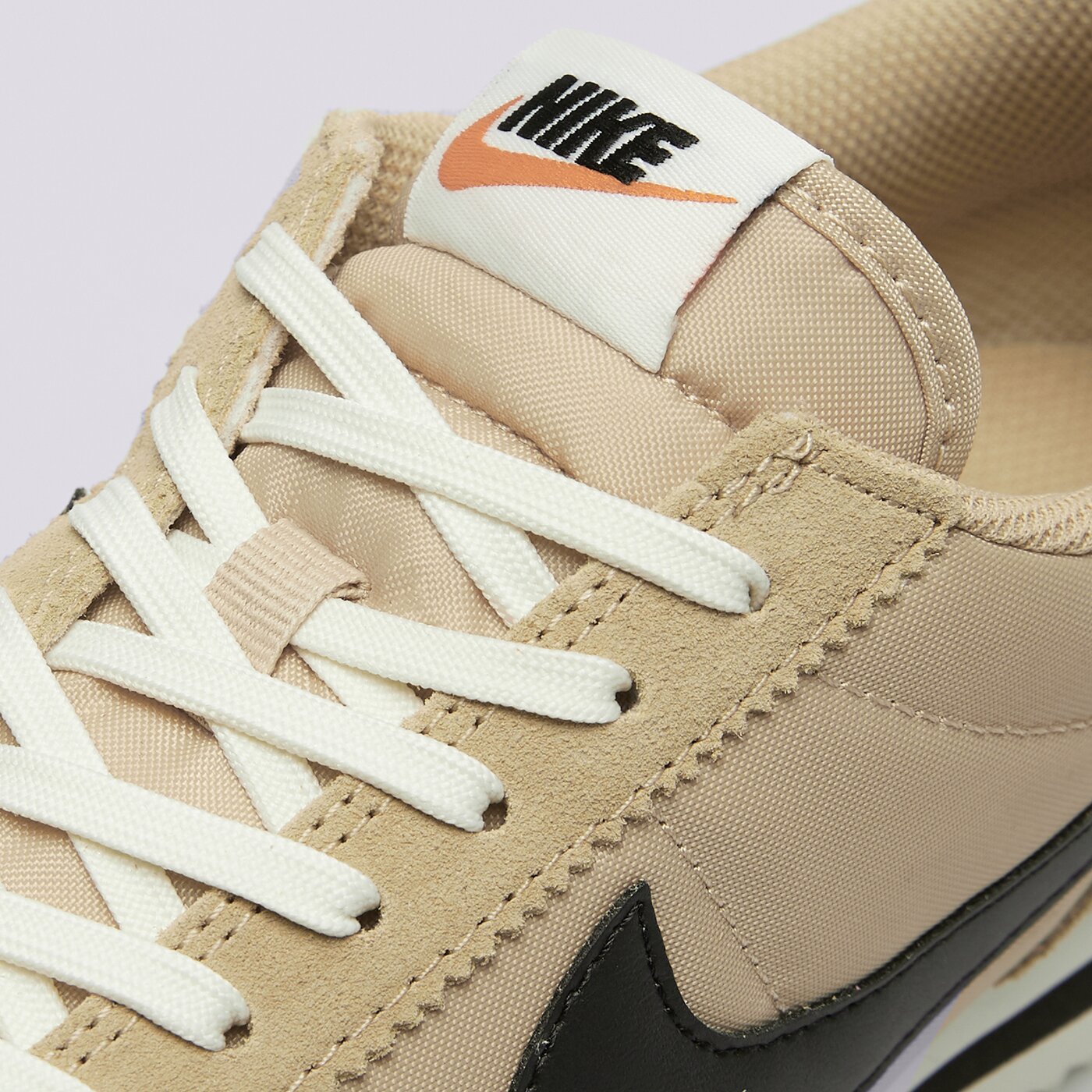 Дамски маратонки NIKE W CORTEZ SE  if1764-200 цвят кафяв