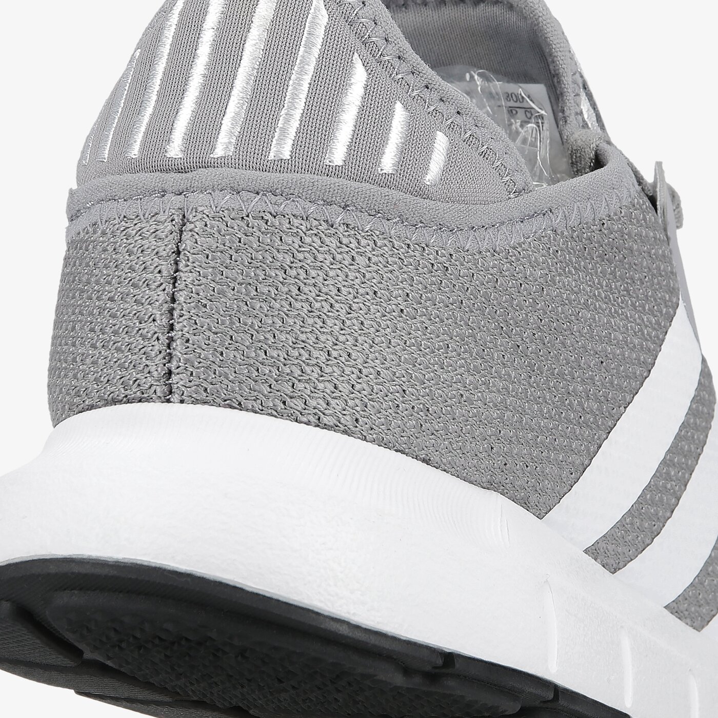 Мъжки маратонки ADIDAS SWIFT RUN X fy2114 цвят сив