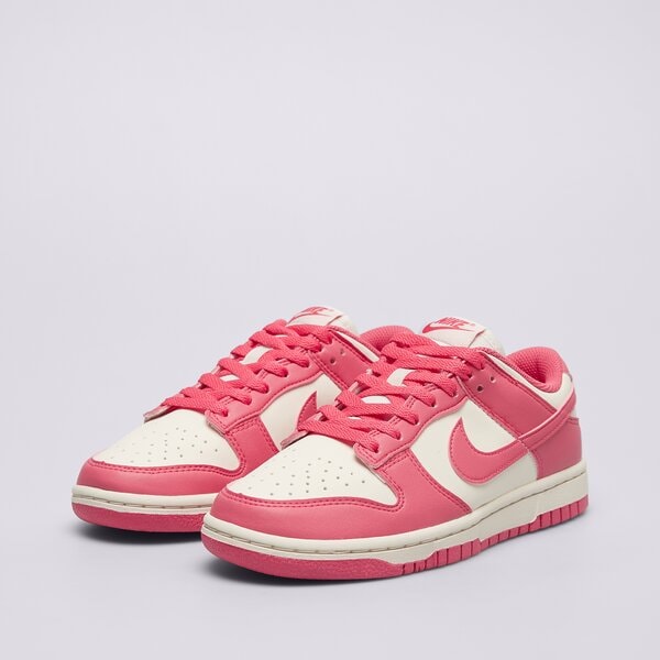 Дамски маратонки NIKE DUNK LOW dd1873-600 цвят розов