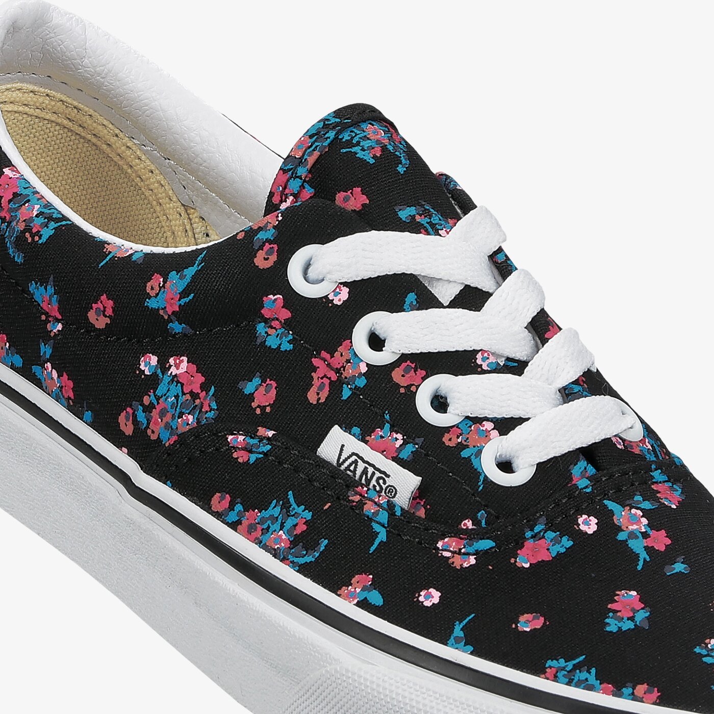 Дамски маратонки VANS UA ERA  vn0a4u398ki1 цвят черен
