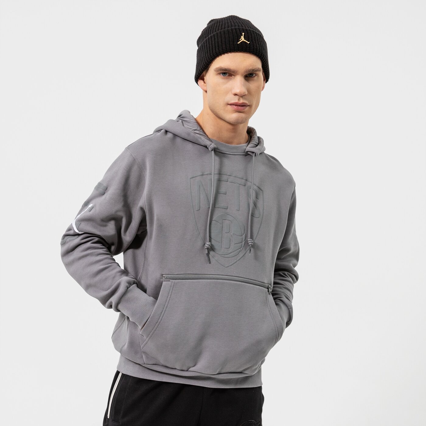 Мъжки суичър NIKE СУИТЧЪР С КАЧУЛКА BKN M NK PO FLC CTS STMT NBA db1516-002 цвят сив