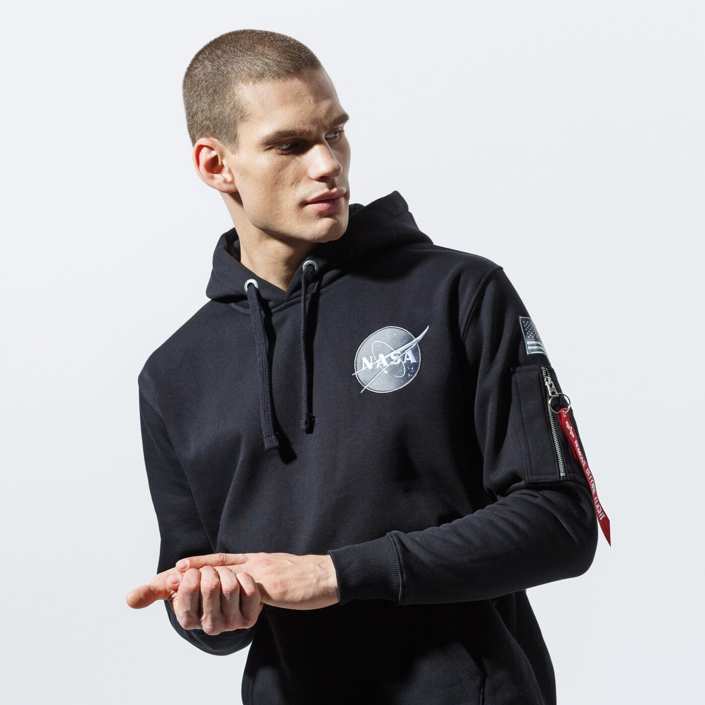 Мъжки суичър ALPHA INDUSTRIES СУИТЧЪР С КАЧУЛКА SPACE SHUTTLE HOODY 178317-03 цвят черен
