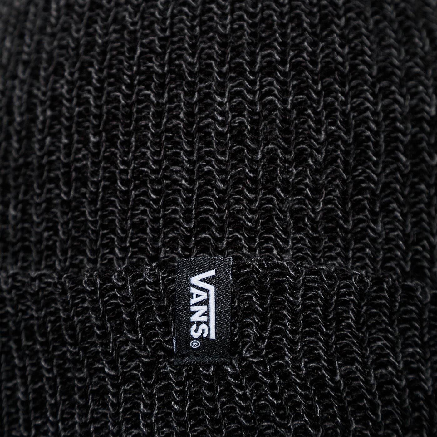 Дамска зимна шапка VANS ЗИМНА ШАПКА MISMOEDIG BEANIE vn000j3cbhh1 цвят черен