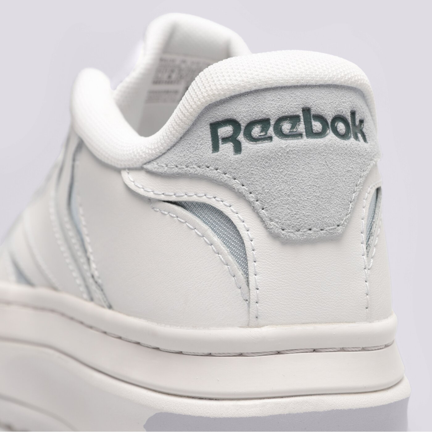 Дамски маратонки REEBOK CLUB C EXTRA 100033106 цвят бял