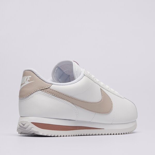 Дамски маратонки NIKE CORTEZ  dn1791-105 цвят бял