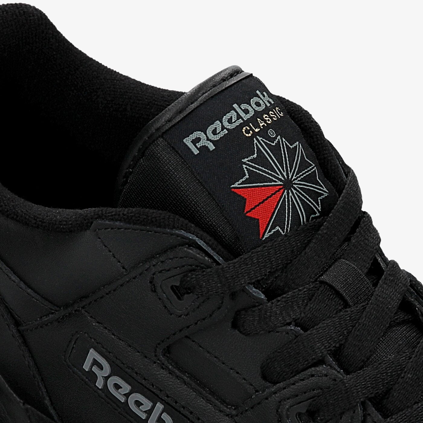 Мъжки маратонки REEBOK WORKOUT PLUS 2760 цвят черен