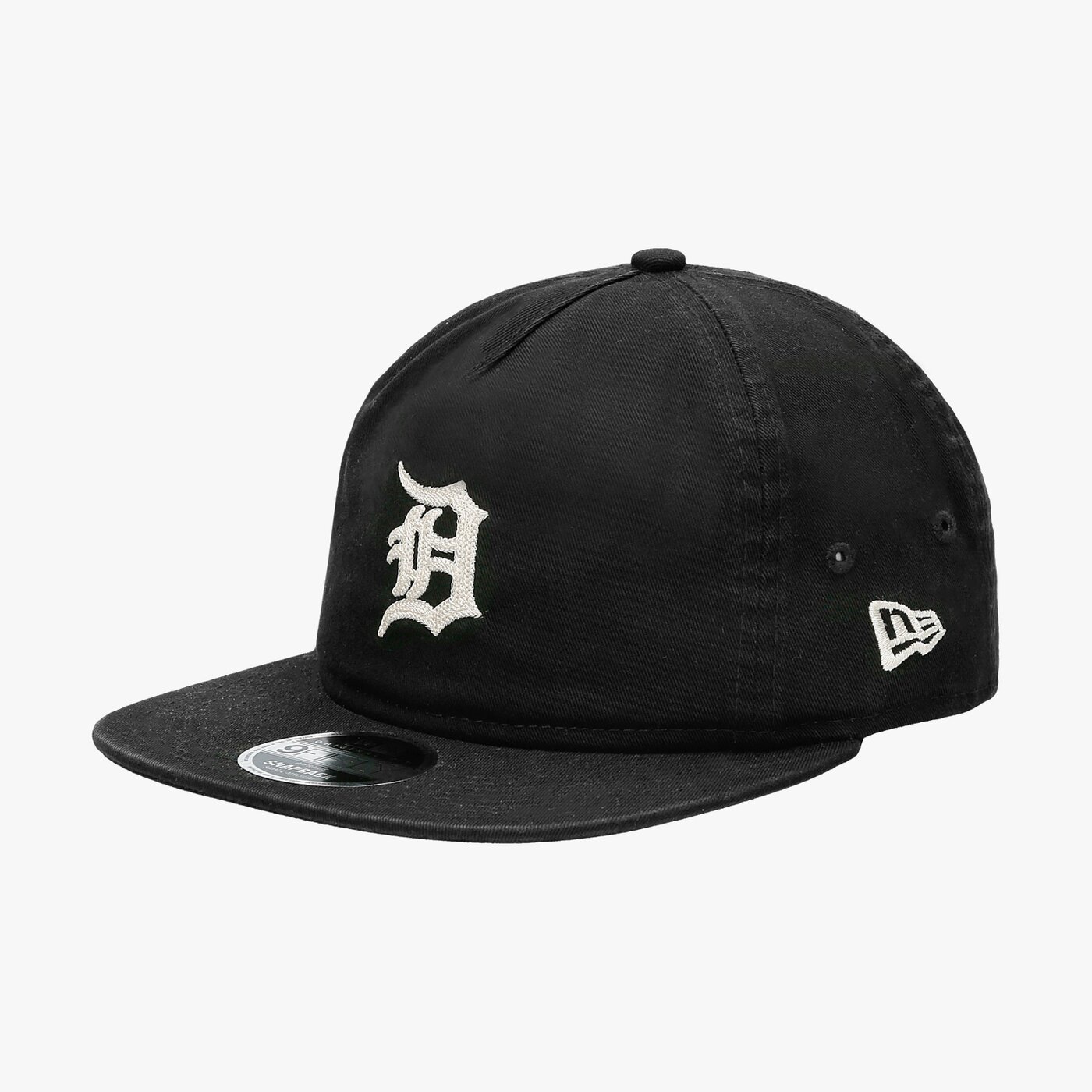Дамска шапка с козирка NEW ERA ШАПКА CHAIN STITCH SNAP DET TIGERS BLK 80489026 цвят черен