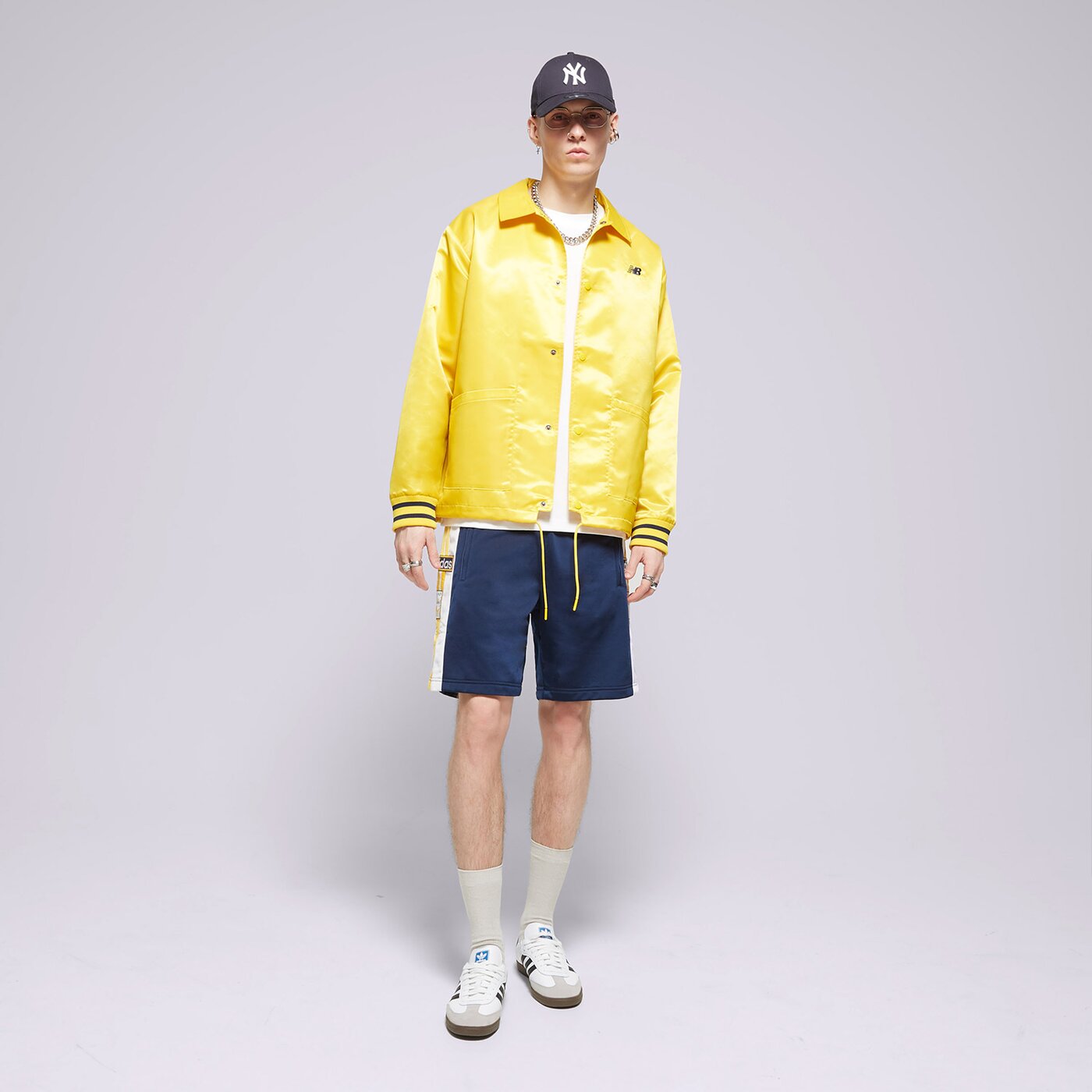 Мъжки къси панталони ADIDAS ШОРТИ ADIBREAK SHORT iu2372 цвят тъмносин