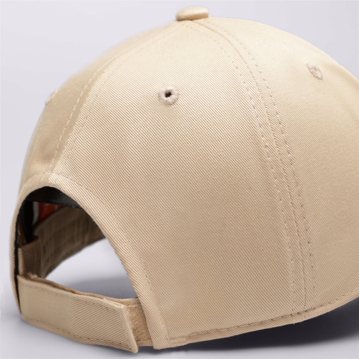 Мъжка шапка с козирка CHAMPION ШАПКА BASEBALL CAP 800381ms073 цвят бежов