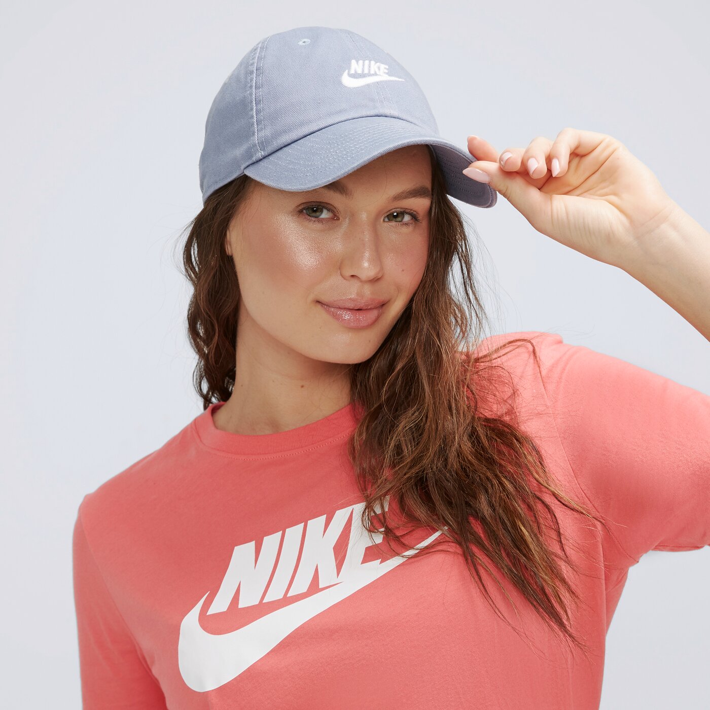 Дамска шапка с козирка NIKE ШАПКА U NSW H86 FUTURA WASH CAP 913011-493 цвят син