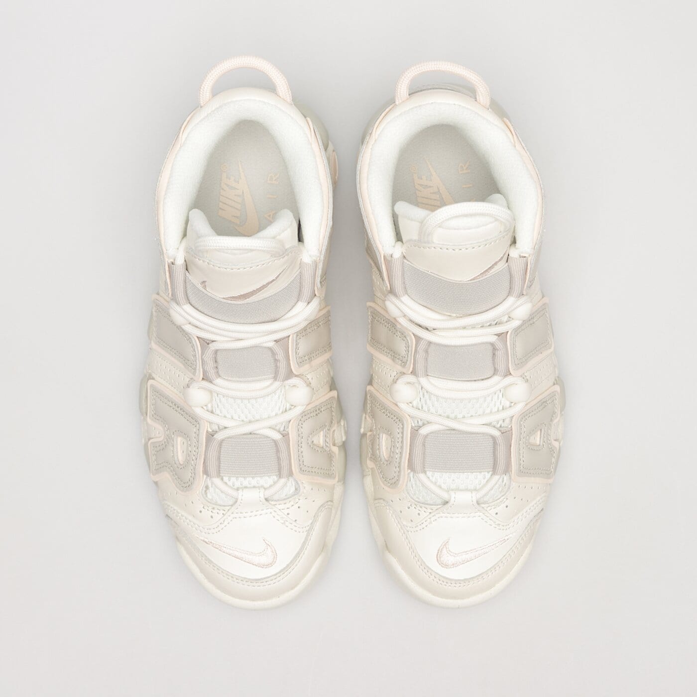 Дамски маратонки NIKE W AIR MORE UPTEMPO dv1137-101 цвят кремав