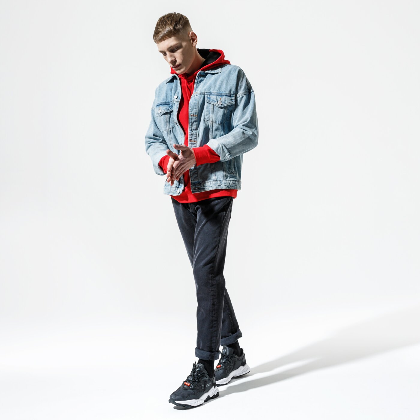 Мъжки суичър CONFRONT СУИТЧЪР С КАЧУЛКА TYRION cf120blm53001 цвят червен