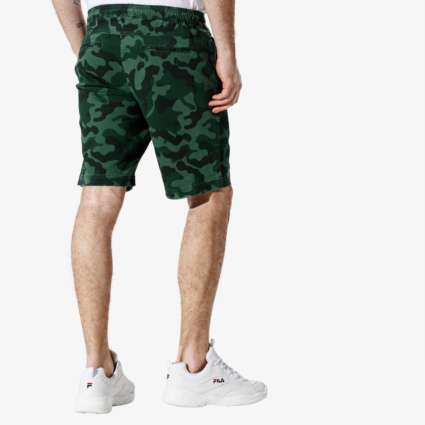 Мъжки къси панталони CONFRONT ШОРТИ CAMO SHORTS cf19szm07003 цвят жълт