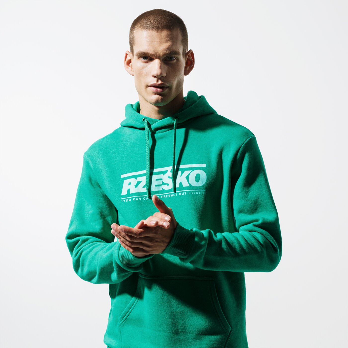 Мъжки суичър CONFRONT СУИТЧЪР SLOGAN GRN SWEATSHIRT cf39blm32002 цвят зелен