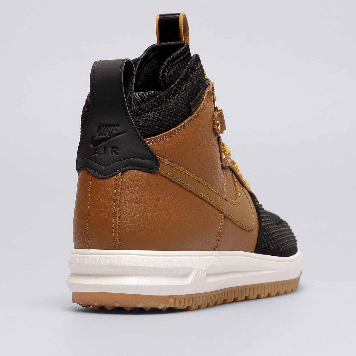 Мъжки маратонки NIKE LUNAR FORCE 1 DUCKBOOT 805899-202 цвят кафяв