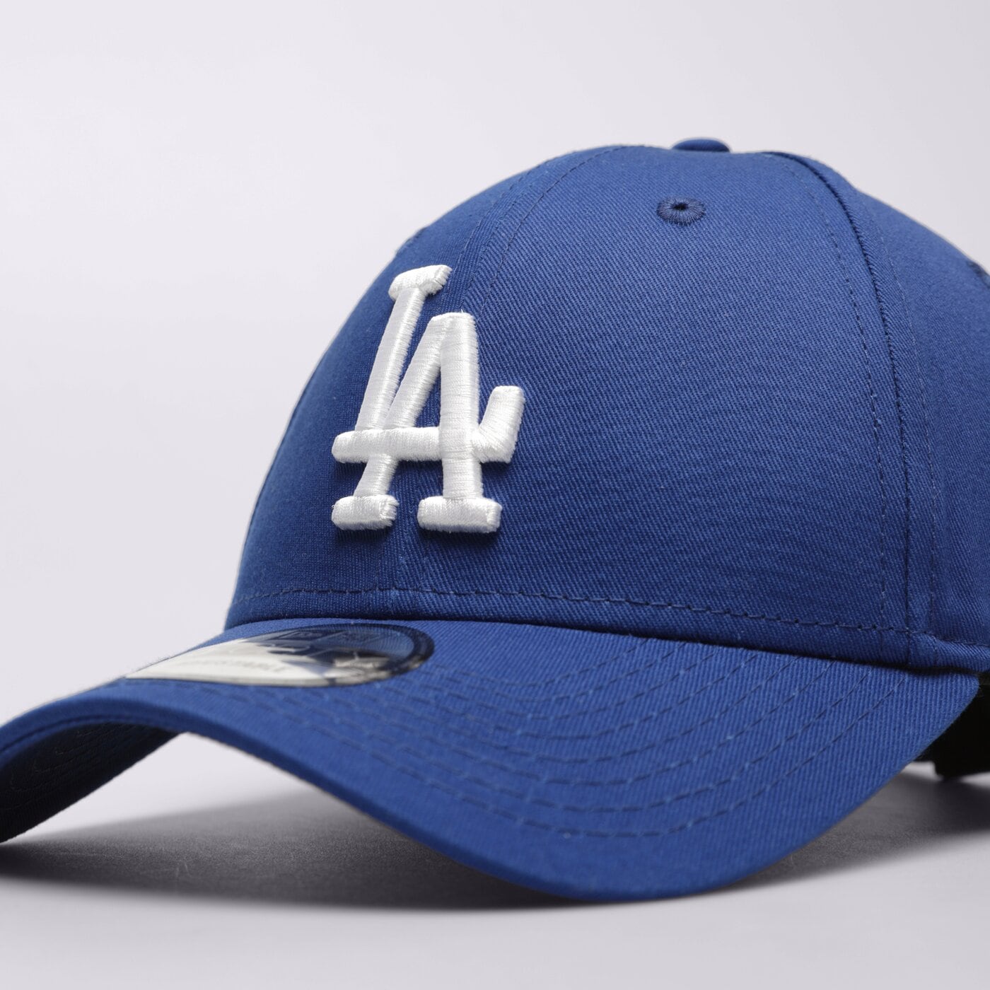 Мъжка шапка с козирка NEW ERA ШАПКА LEAGUE LA DODGERS ESSENTIAL LA DODGERS LRY/WHI 11405492 цвят тъмносин