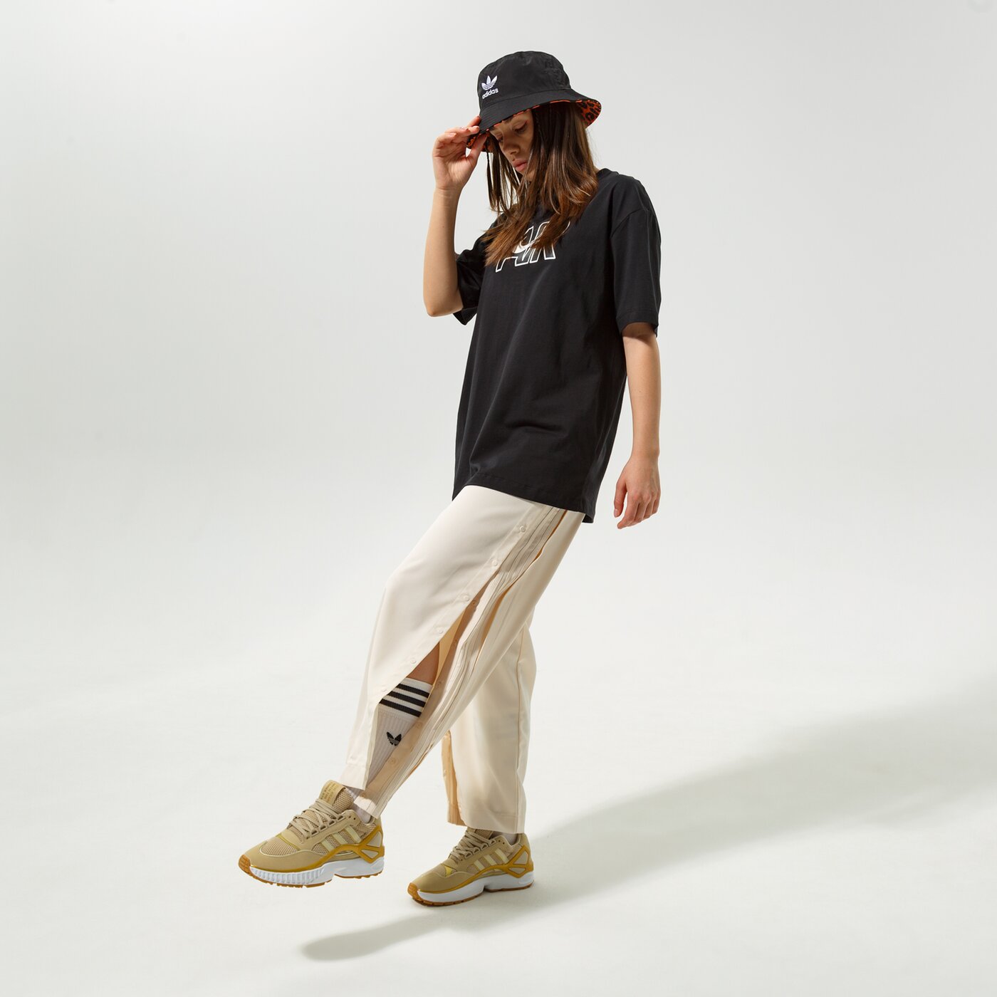 Дамска тениска NIKE ТЕНИСКА AIR BOYFRIEND ТЕНИСКА dn5800-010 цвят черен