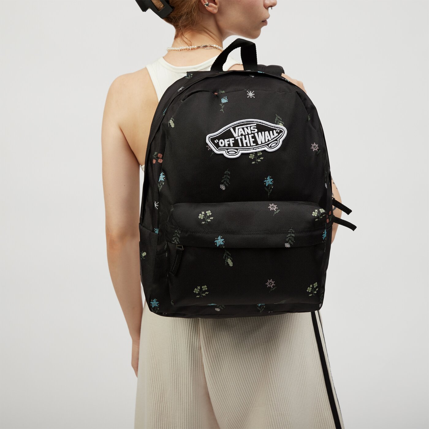 Детска раница VANS РАНИЦА REALM BACKPACK vn0a3ui6br8 цвят черен