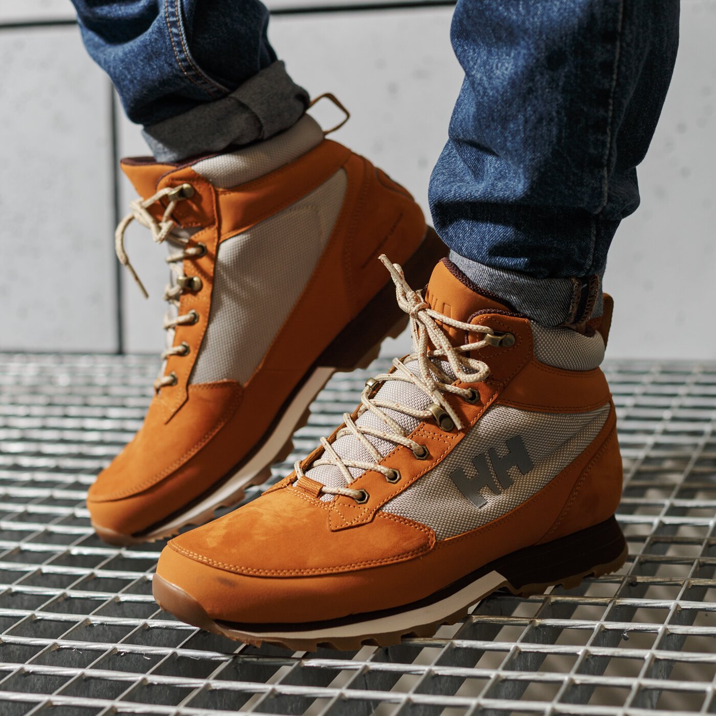 Мъжки зимни обувки HELLY HANSEN CHILCOTIN 11427724 цвят кафяв