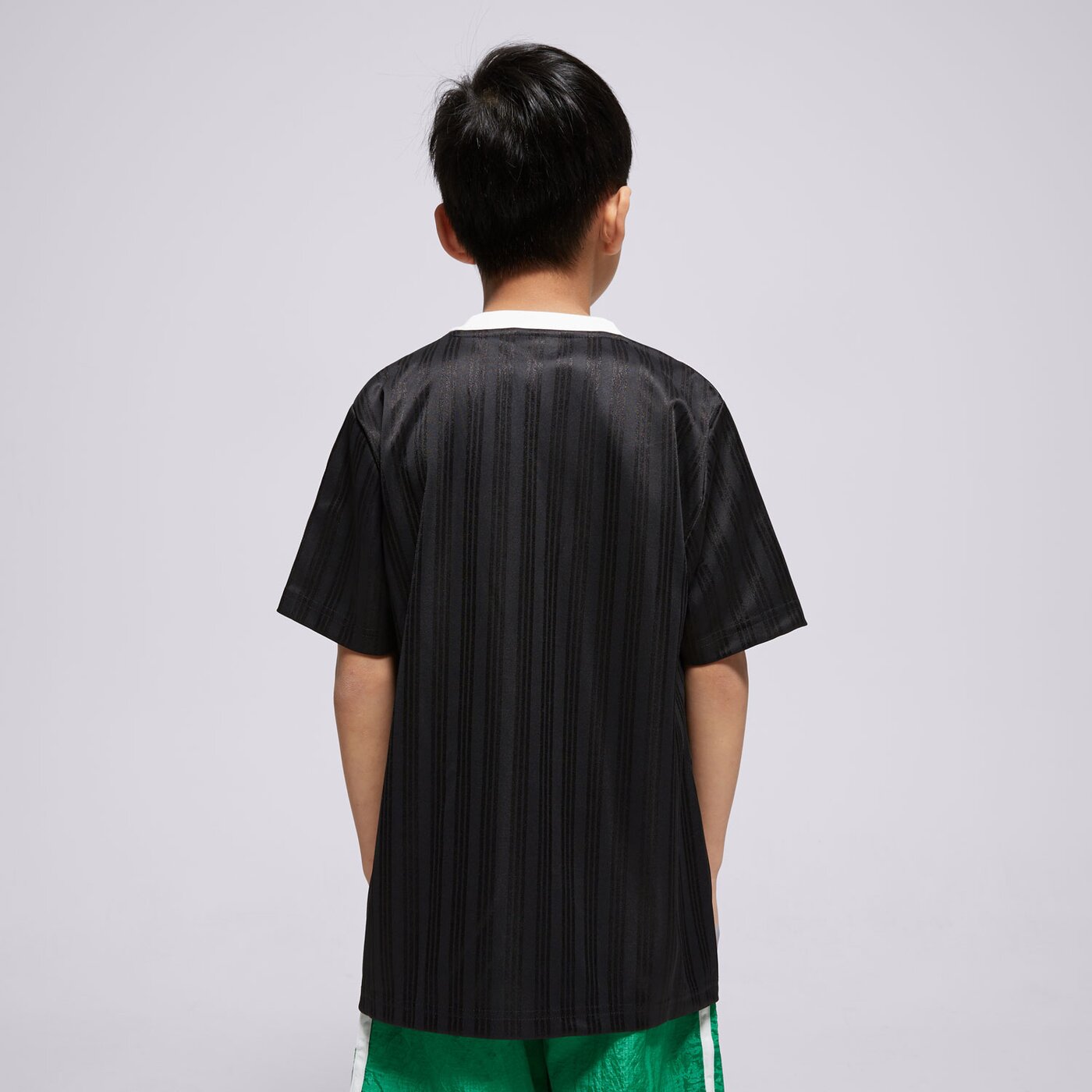 Детска тениска ADIDAS ТЕНИСКА TEE BOYS jc7309 цвят черен
