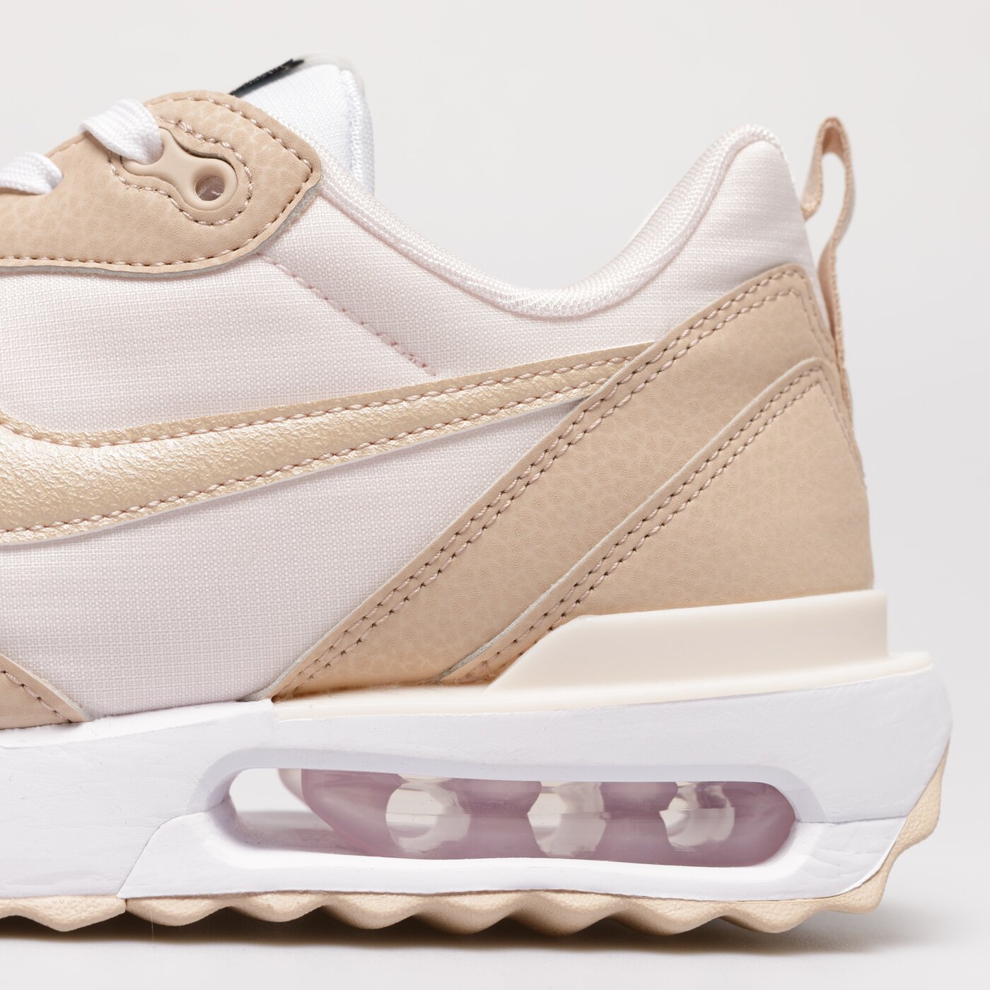 Дамски маратонки NIKE AIR MAX DAWN dr2395600 цвят кафяв