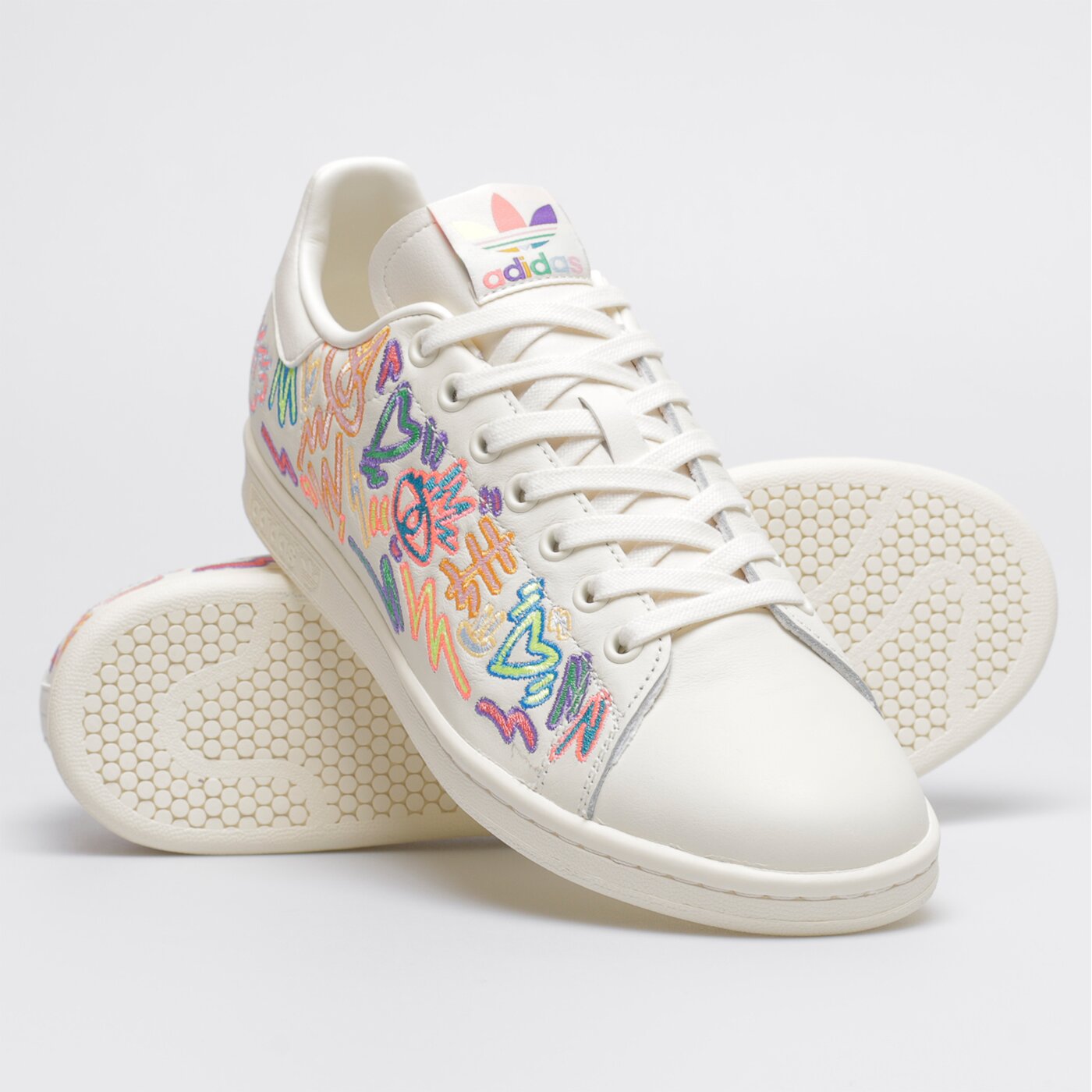 Мъжки маратонки ADIDAS STAN SMITH PRIDE gx6394 цвят бял