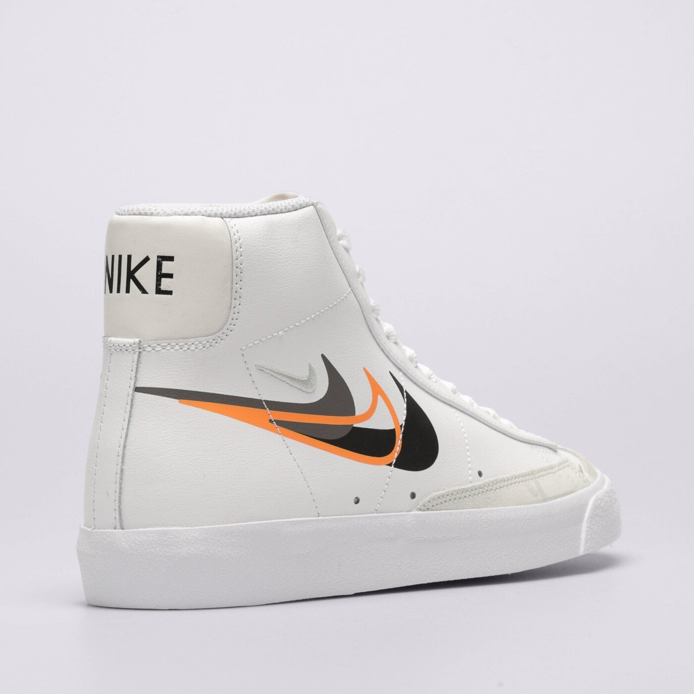 Мъжки маратонки NIKE BLAZER MID '77 fn7809-100 цвят бял