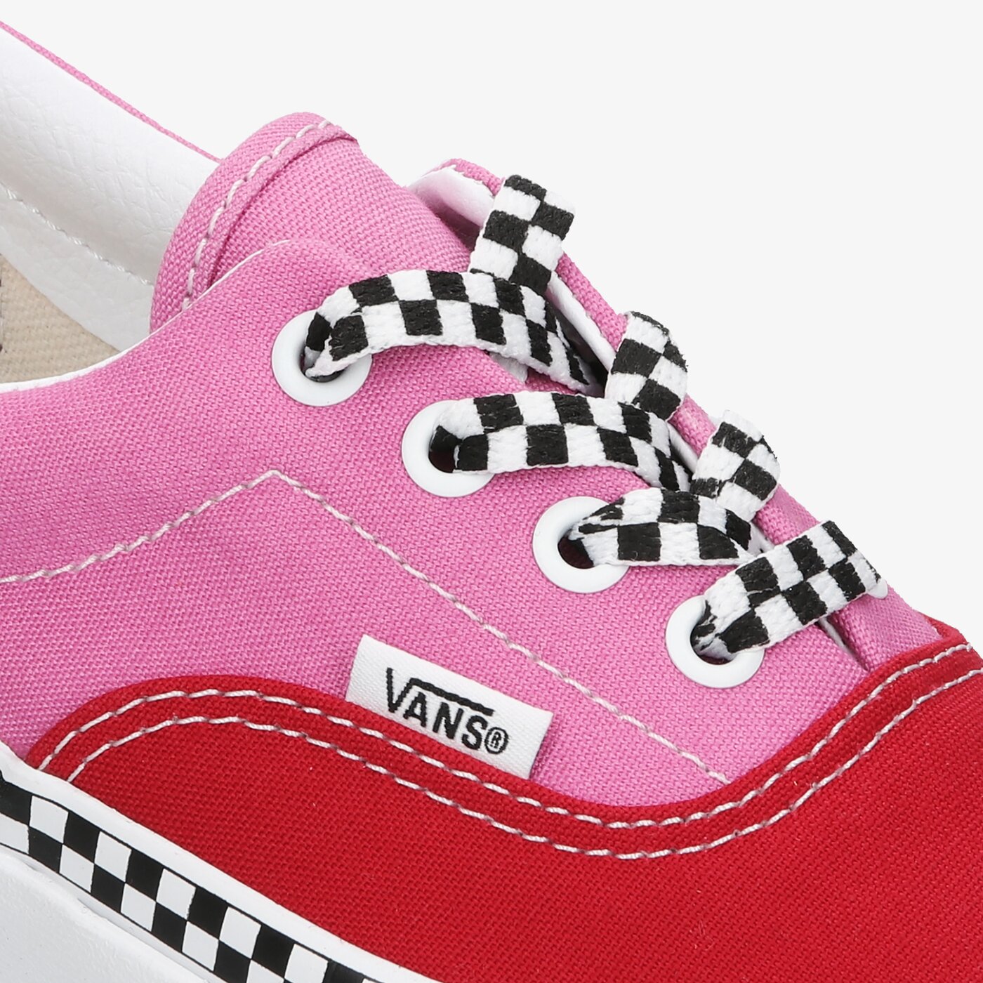 Дамски маратонки VANS UA ERA PLATFORM vn0a3wluwvx1 цвят червен