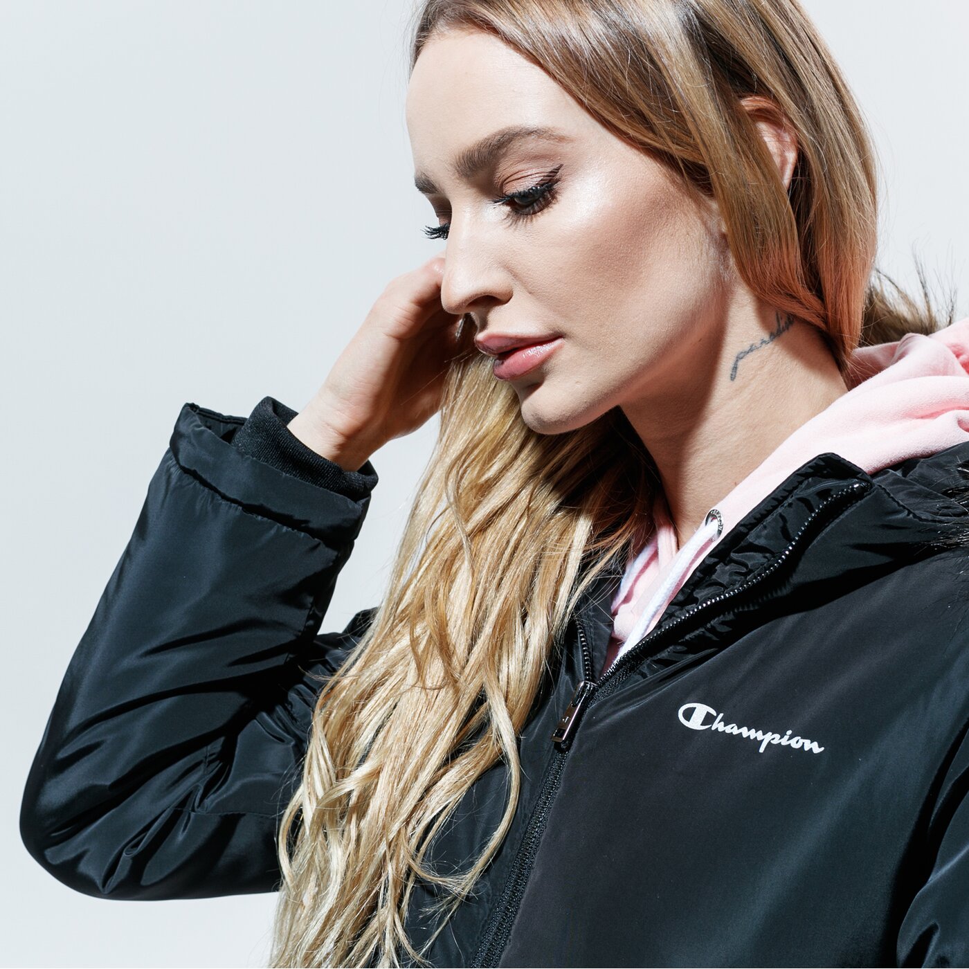 Дамско зимно яке CHAMPION ЯКЕ ЗИМНО PARKA JACKET WW 114371kk001 цвят черен