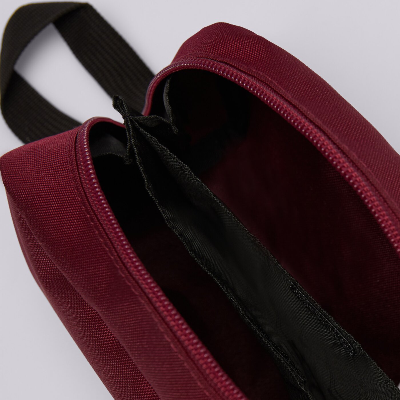 JANSPORT НЕСЕСЕР PERFECT POUCH ek0a5bj4n621 цвят червен