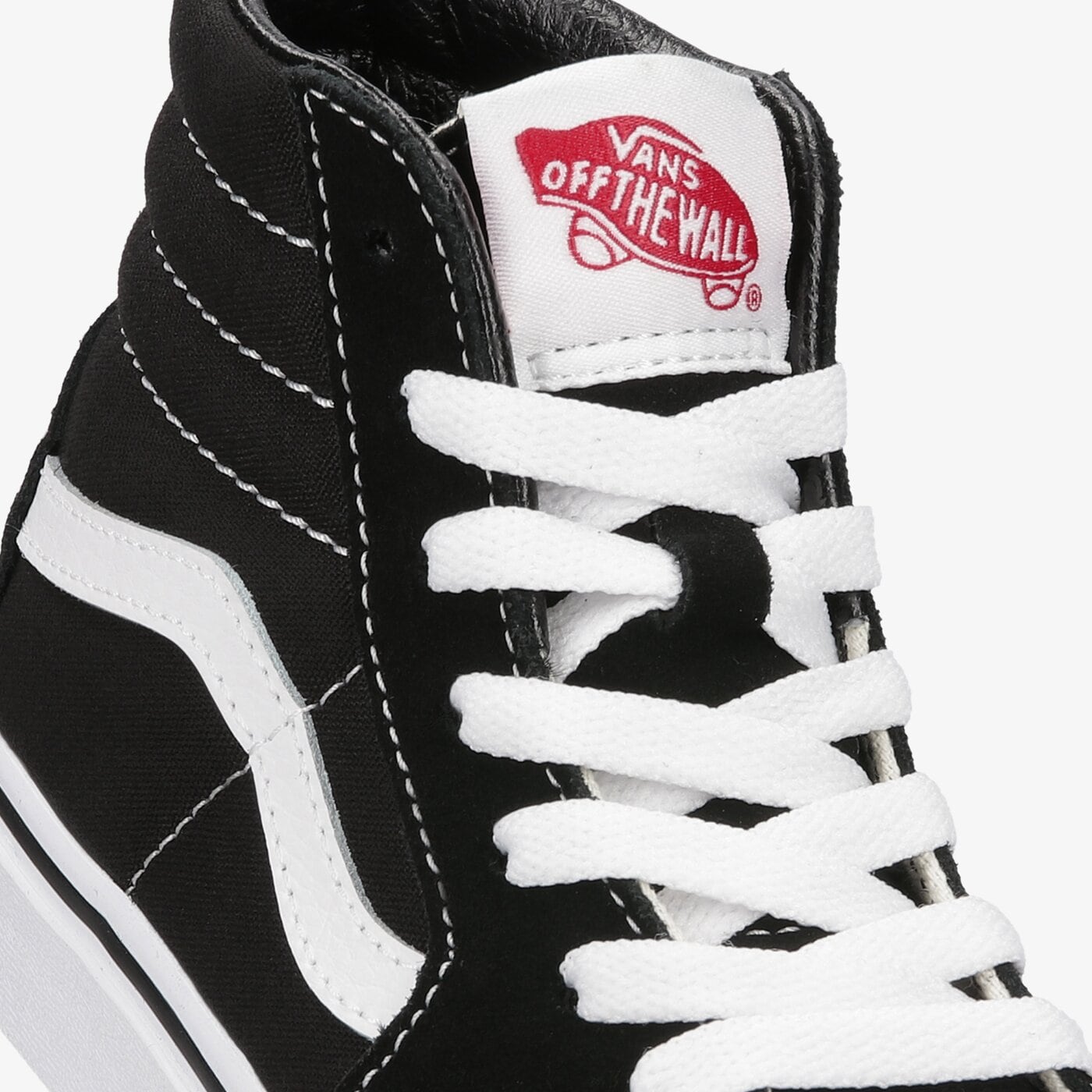 Детски маратонки VANS SK8-HI  vn000d5f6bt1 цвят черен