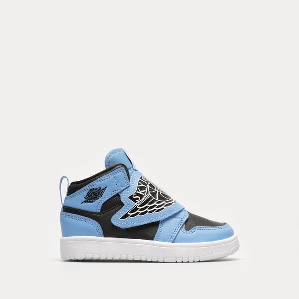 Детски маратонки SKY JORDAN 1  bq7197-401 цвят син