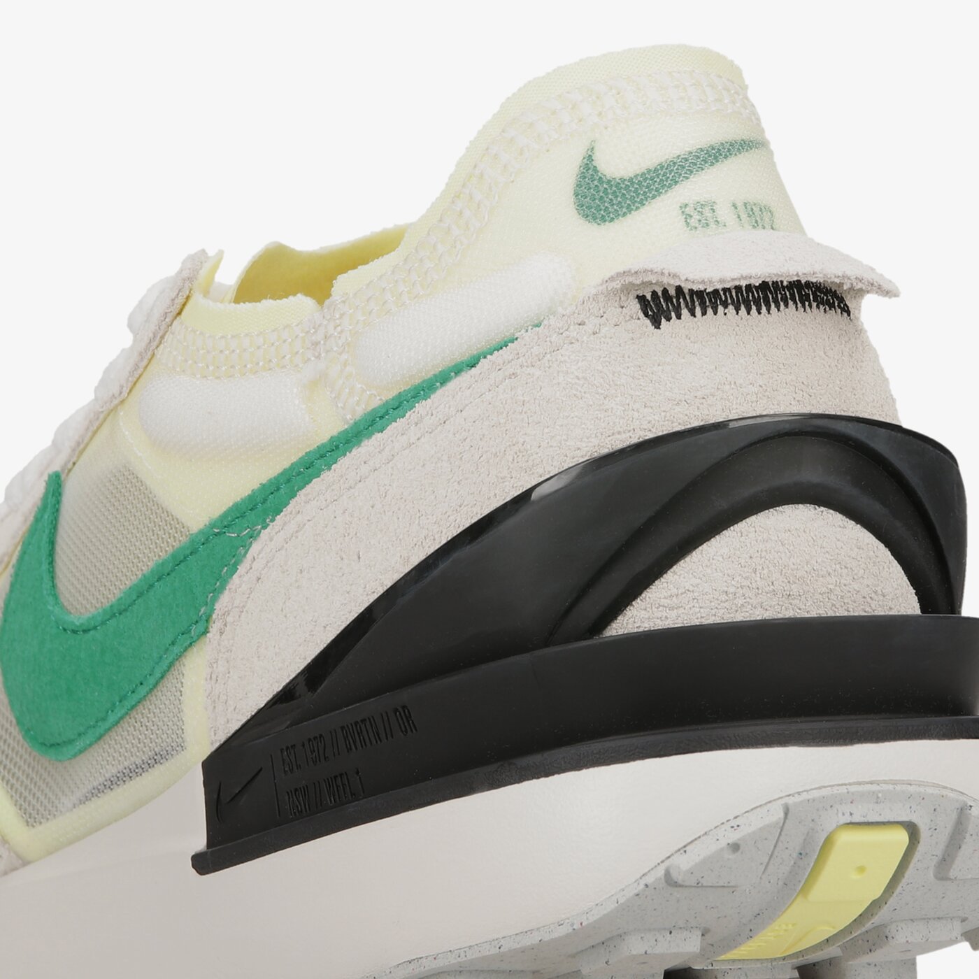 Мъжки маратонки NIKE WAFFLE ONE TPA dr8598-100 цвят бежов