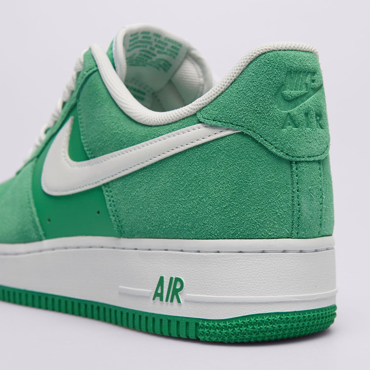 Мъжки маратонки NIKE AIR FORCE 1 '07 LV8 ib6388-300 цвят зелен