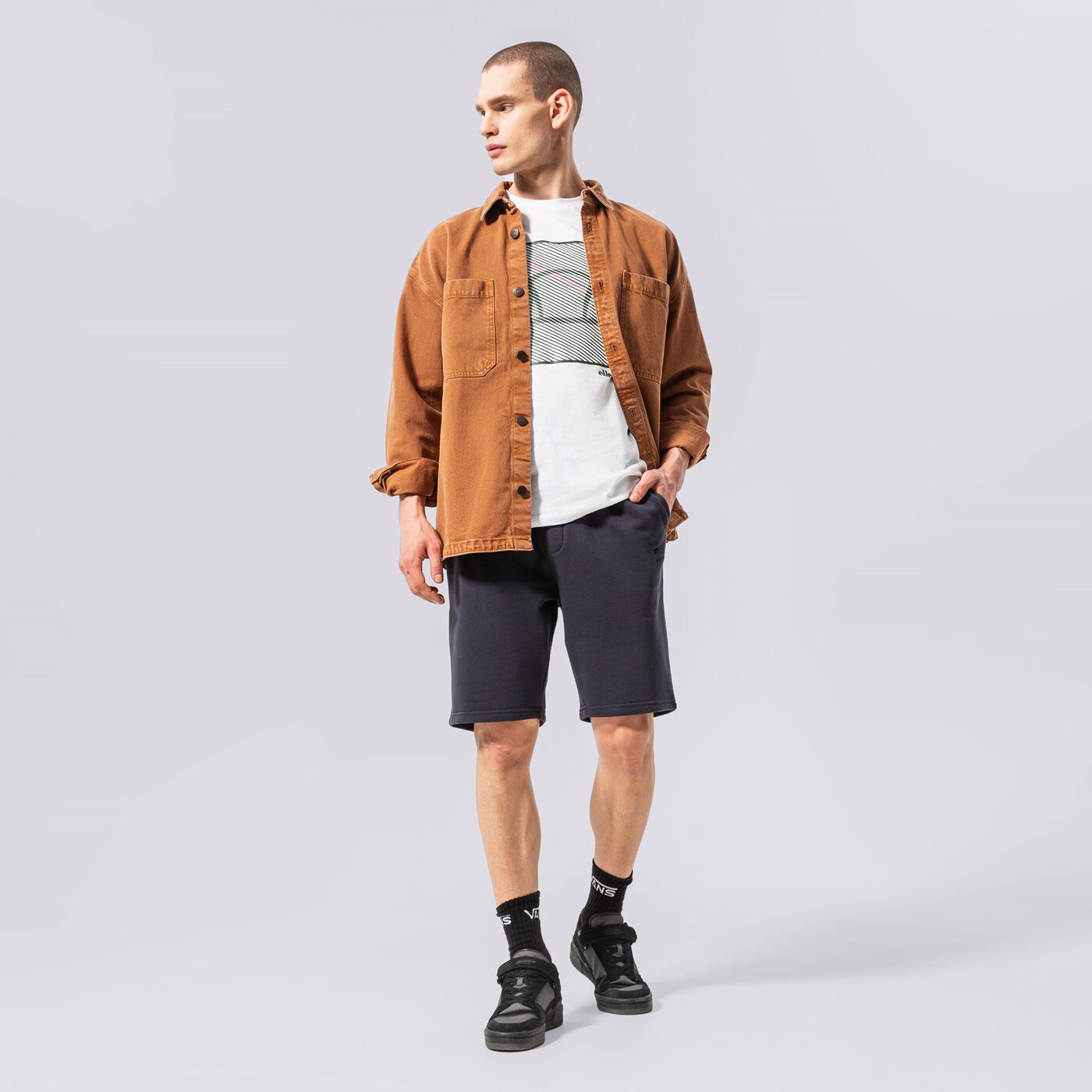 Мъжки къси панталони CONFRONT ШОРТИ ESSENTIAL cf122szm90004 цвят черен