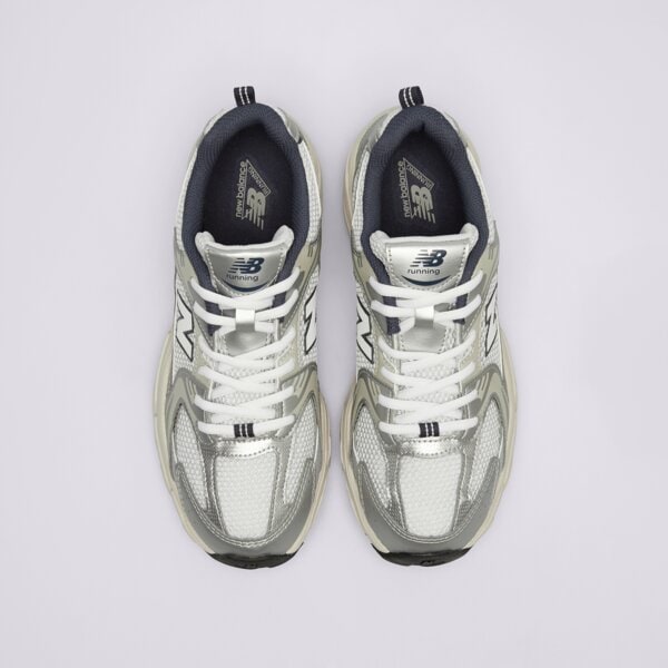 Детски маратонки NEW BALANCE 530  gr530ka цвят кремав