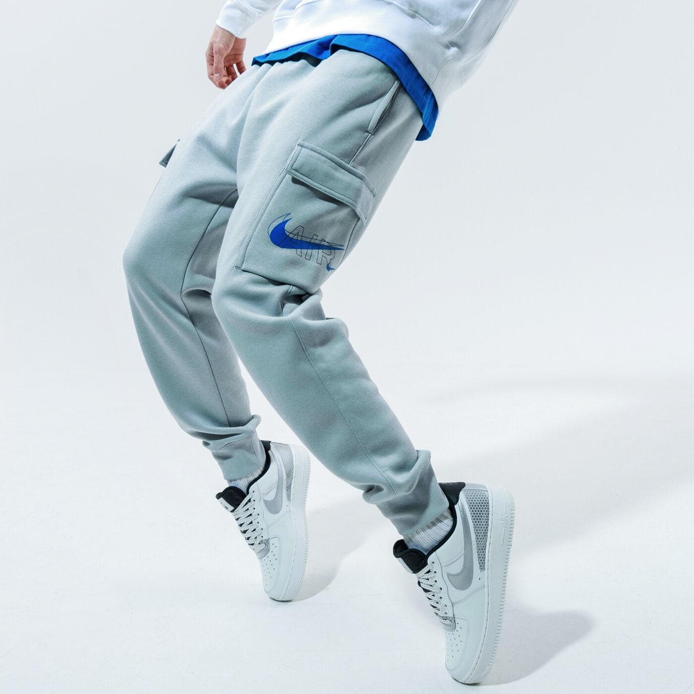 Мъжки панталони NIKE ПАНТАЛОНИ M NSW PANT CARGO AIR PRNT PACK dd9696-077 цвят сив