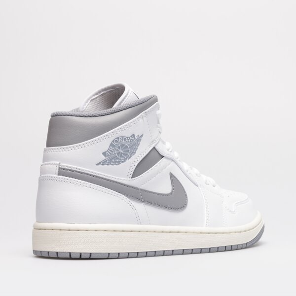 Мъжки маратонки AIR JORDAN 1 MID  554724-135 цвят бял